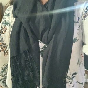 Black scarf with tassles